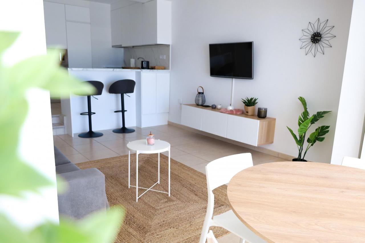 Elegant Sea View Apartment Каляо Салвахе Екстериор снимка