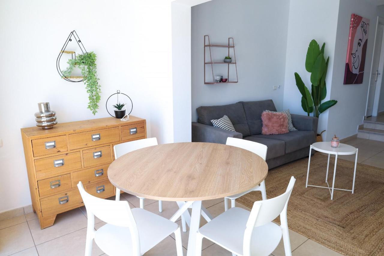 Elegant Sea View Apartment Каляо Салвахе Екстериор снимка